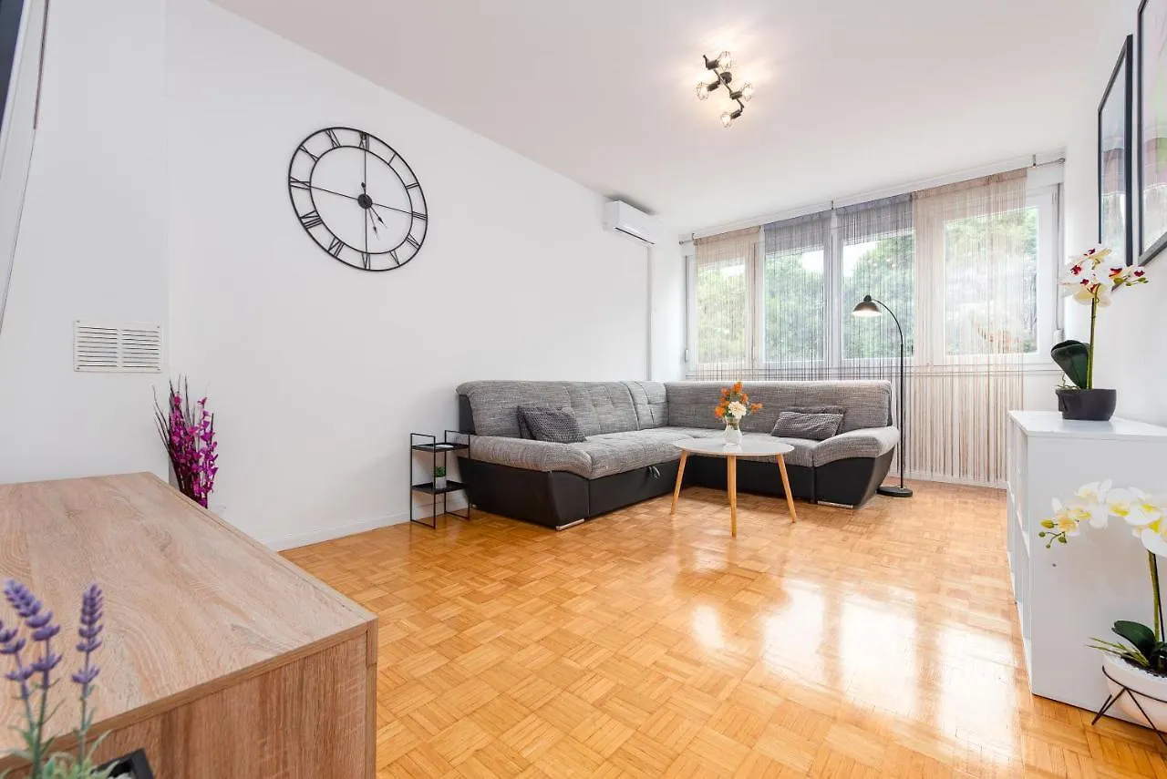 Apartment 12 O'Clock Ζαντάρ Κροατία